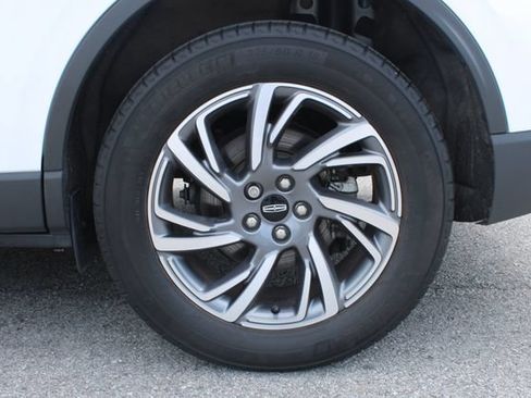 Used 2023 Lincoln Corsair AWD w/ Equipment Group 101A image 37