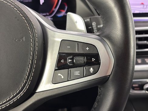 Used 2021 BMW X7 xDrive40i w/ M Sport Package AWD/4WD image 19