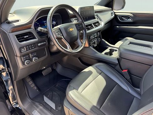 Used 2023 Chevrolet Tahoe High Country AWD/4WD image 9