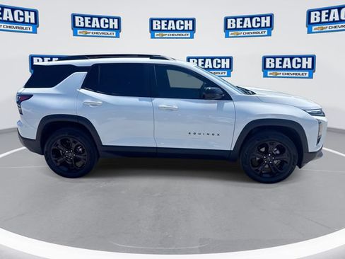 Used 2026 Chevrolet Equinox LT w/ Convenience Package II FWD image 9