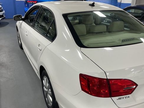 Used 2012 Volkswagen Jetta SE FWD image 5