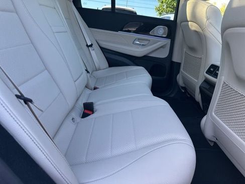 New 2026 Mercedes-Benz GLE 450 4MATIC image 33