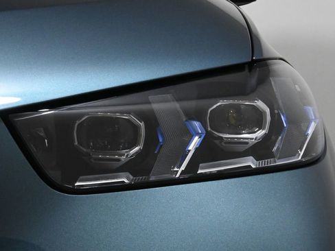 Used 2026 BMW X5 xDrive40i w/ Premium Package image 11