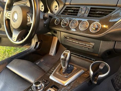 Used 2012 BMW Z4 sDrive35is RWD image 15