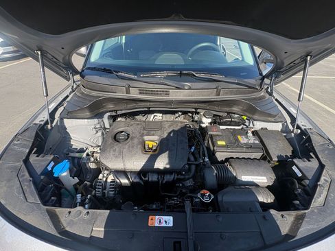 Used 2025 Kia Soul LX w/ LX Technology Package FWD image 30