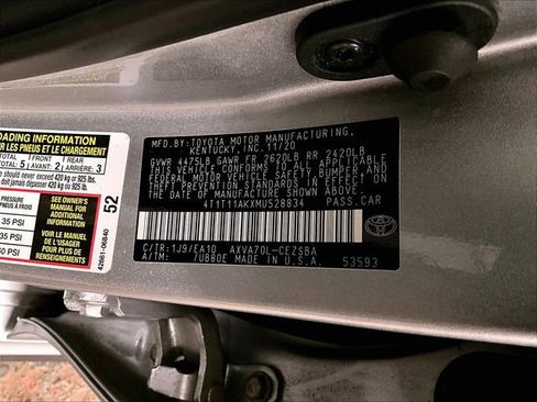 Used 2021 Toyota Camry SE w/ Cold Weather Package FWD image 32
