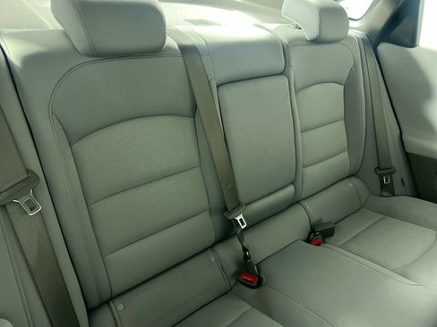 Used 2022 Chevrolet Malibu LT FWD image 26