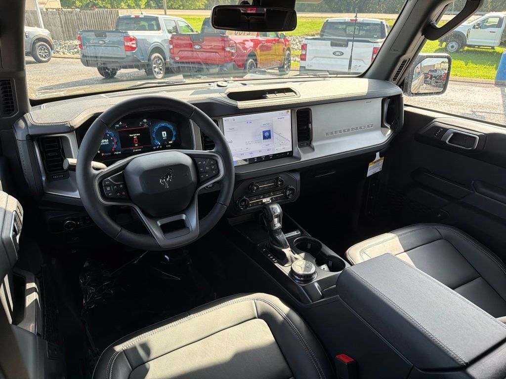 New 2026 Ford Bronco Outer Banks AWD/4WD image 13