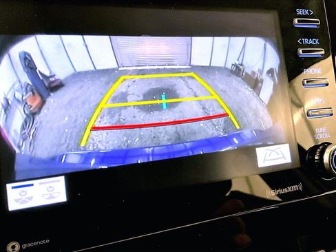 Used 2023 Toyota Camry SE image 20