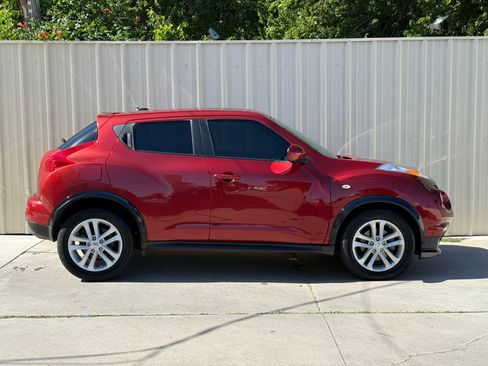 Used 2013 Nissan Juke SL FWD image 4