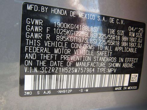 Certified 2025 Honda HR-V Sport image 28