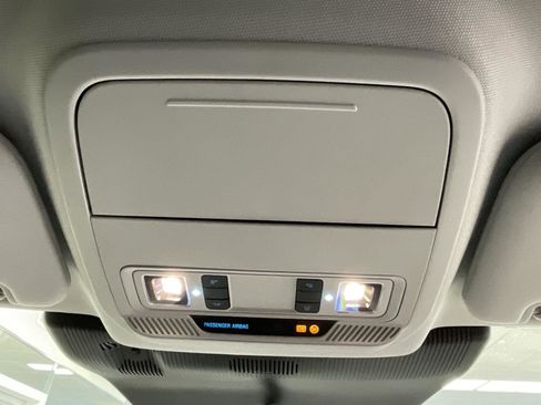 Used 2025 Ford Explorer Active w/ Active Comfort Package image 14