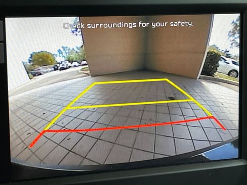 Used 2025 Kia Soul LX w/ LX Technology Package image 22