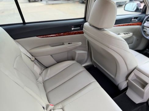 Used 2011 Subaru Outback 3.6R Limited w/ PWR Moonroof Pkg image 13