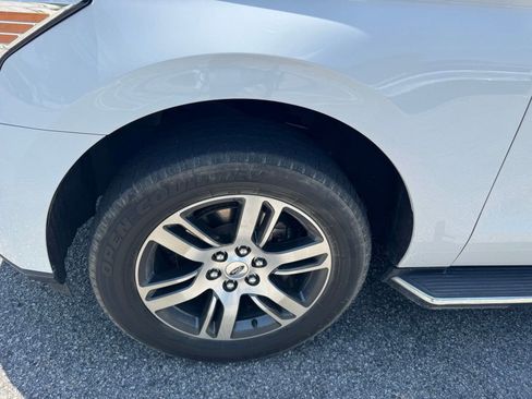Used 2023 Ford Expedition Max Limited RWD image 12