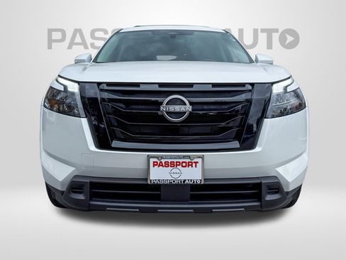 New 2025 Nissan Pathfinder SV w/ Black Appearance Package image 3