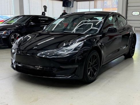 Used 2021 Tesla Model 3 Standard Range Plus RWD image 5
