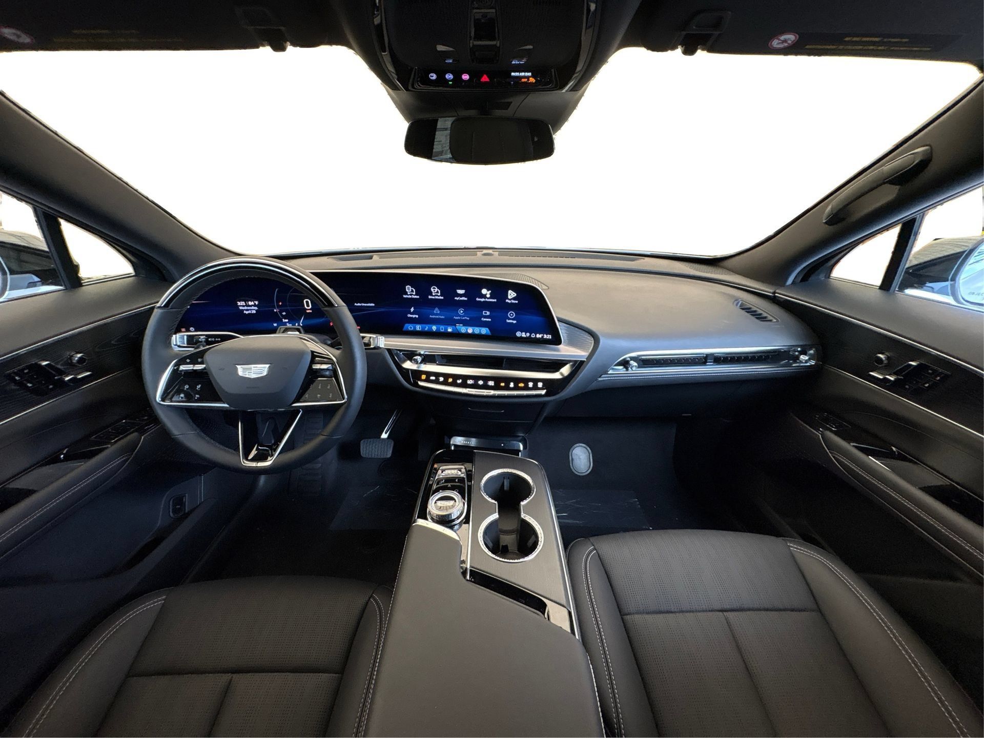 New 2026 Cadillac Lyriq Sport w/ LPO, ONYX Package RWD image 21