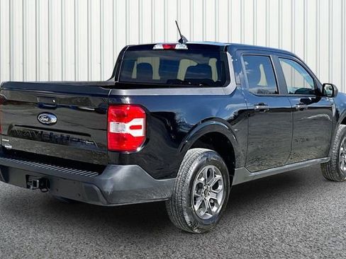 Used 2022 Ford Maverick XLT image 12