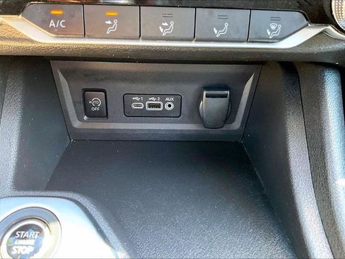 Certified 2024 Nissan Sentra SV FWD image 25