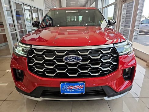 New 2026 Ford Explorer Platinum RWD image 4
