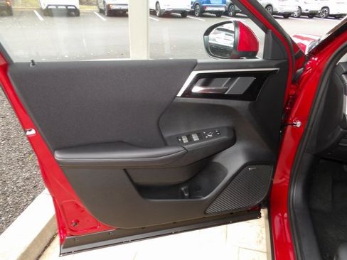 New 2025 Mitsubishi Outlander ES image 15