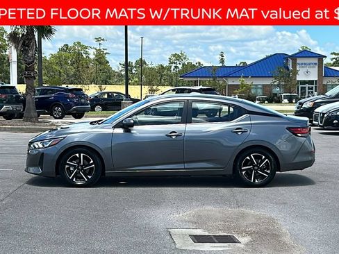 Used 2025 Nissan Sentra SV FWD image 2