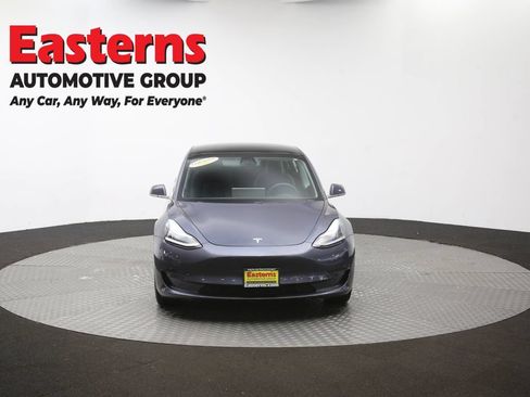Used 2020 Tesla Model 3 Standard Range Plus RWD image 46
