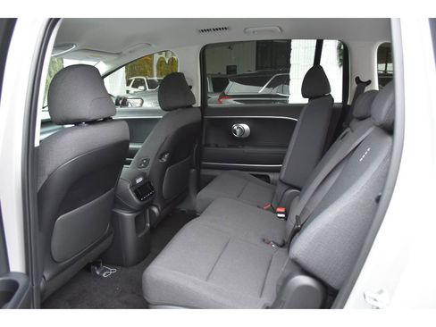 New 2026 Hyundai Ioniq 9 SE image 11