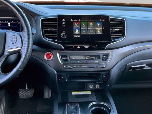 Used 2023 Honda Passport TrailSport image 9