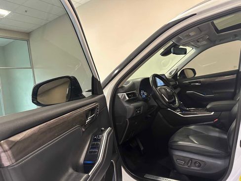 Certified 2022 Toyota Highlander Limited image 22
