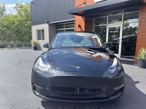 Used 2022 Tesla Model Y Performance AWD/4WD image 4