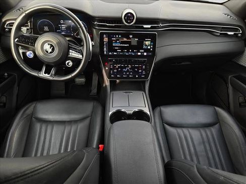 Used 2024 Maserati Grecale GT image 17