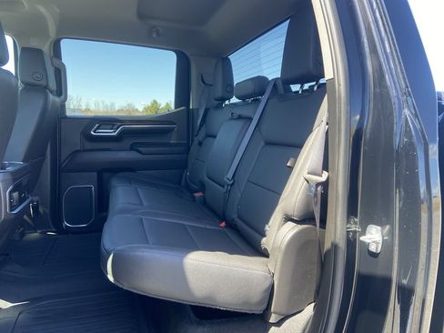 Certified 2022 GMC Sierra 1500 SLT w/ SLT Premium Package AWD/4WD image 25