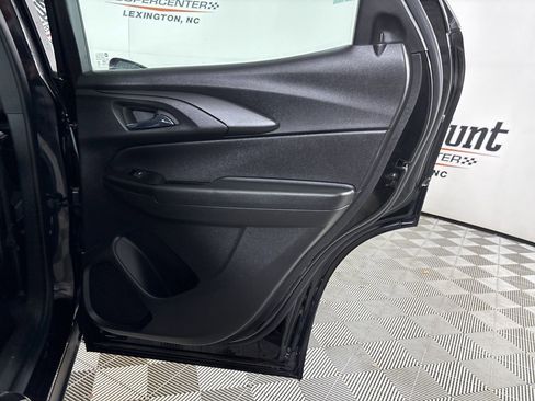 Used 2023 Chevrolet TrailBlazer LS image 22