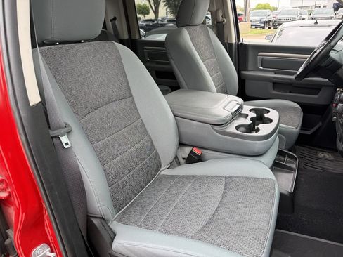 Used 2019 RAM 1500 Lone Star RWD image 26