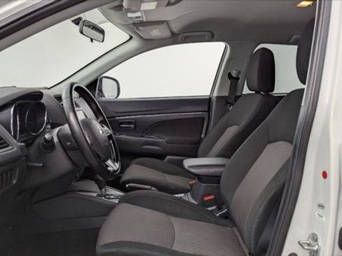 Used 2019 Mitsubishi Outlander Sport LE FWD image 14