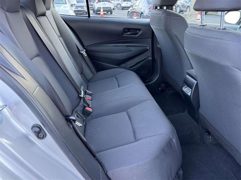 Used 2025 Toyota Corolla LE image 14