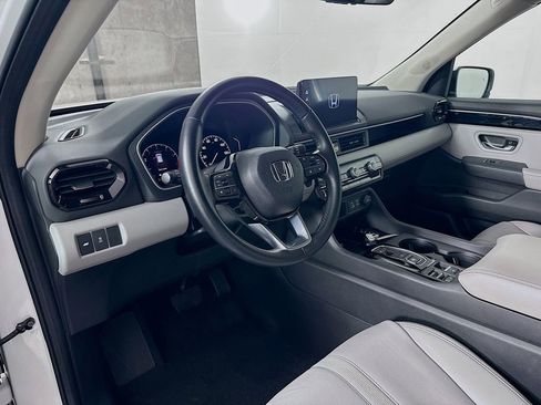 Certified 2023 Honda Pilot EX-L image 9