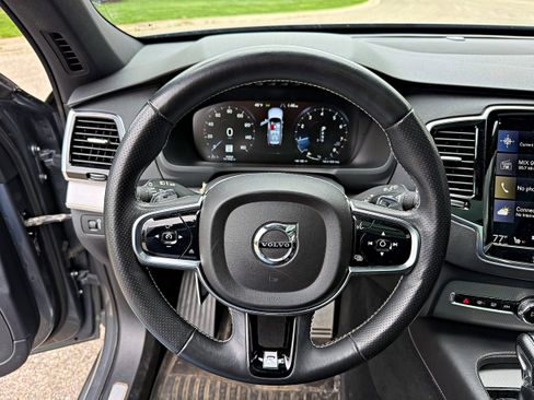 Used 2016 Volvo XC90 T6 R-Design AWD/4WD image 14