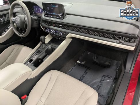 Used 2023 Honda Accord EX image 29