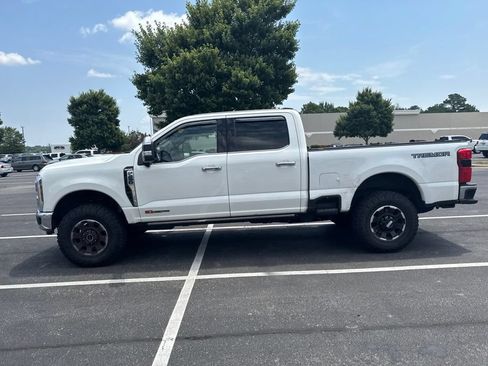 Used 2025 Ford F250 King Ranch w/ Tremor Off-Road Package AWD/4WD image 16