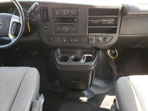 Used 2018 Chevrolet Express 2500 w/ Driver Convenience Package RWD image 14