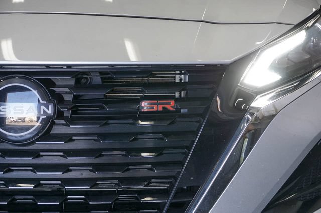 Used 2024 Nissan Altima 2.5 SV FWD image 4
