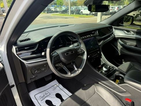 Used 2024 Jeep Grand Cherokee Trailhawk w/ Advanced Protech Group II image 3