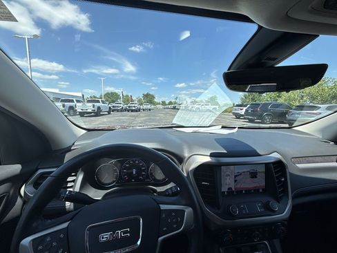 Used 2021 GMC Acadia Denali w/ Denali Technology Package FWD image 27