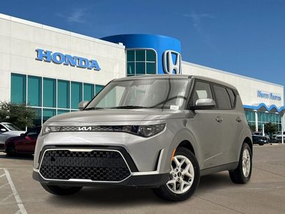 Used 2024 Kia Soul LX w/ Option Group 015