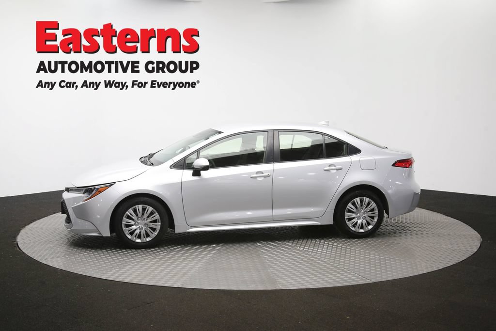 Used 2022 Toyota Corolla LE FWD image 60