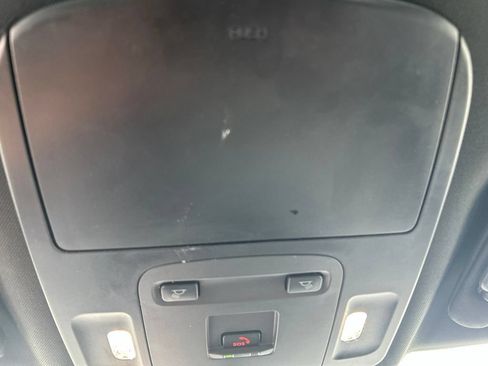 Used 2025 Toyota Camry SE FWD image 5