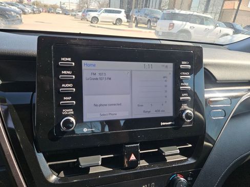 Used 2024 Toyota Camry SE image 21